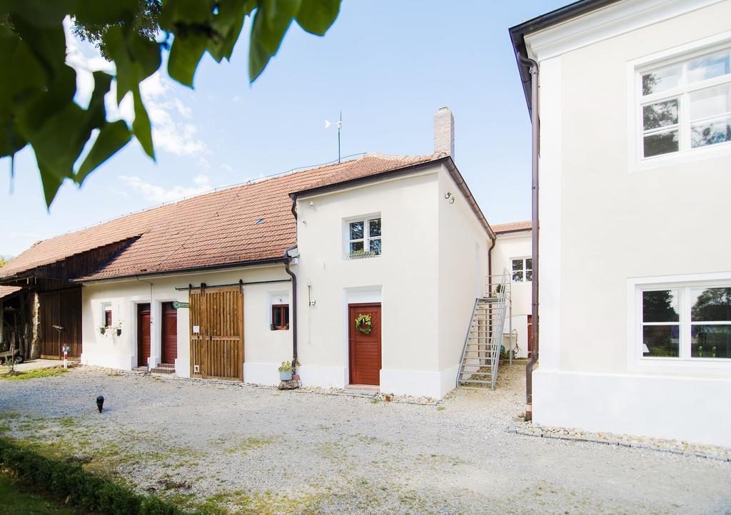 Historischer Pfarrhof Niederleierndorf Langquaid Zimmer foto