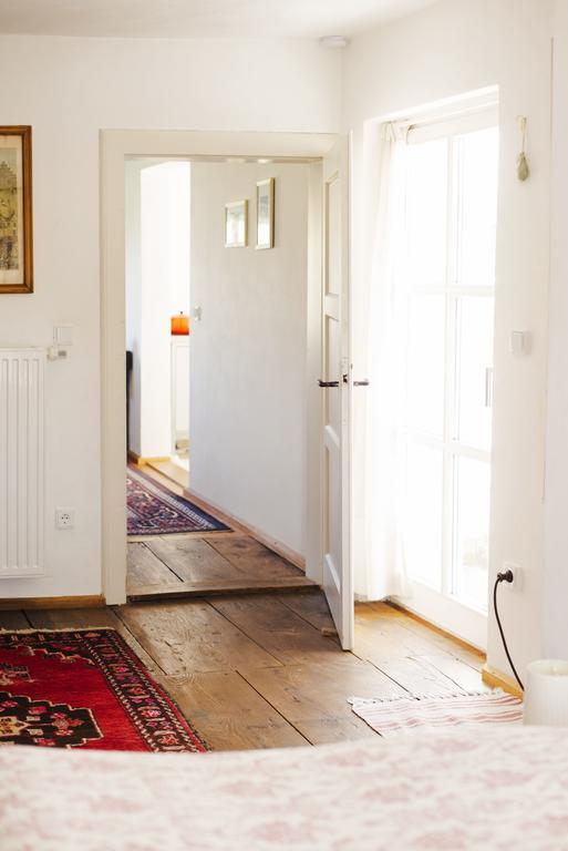 Historischer Pfarrhof Niederleierndorf Langquaid Zimmer foto